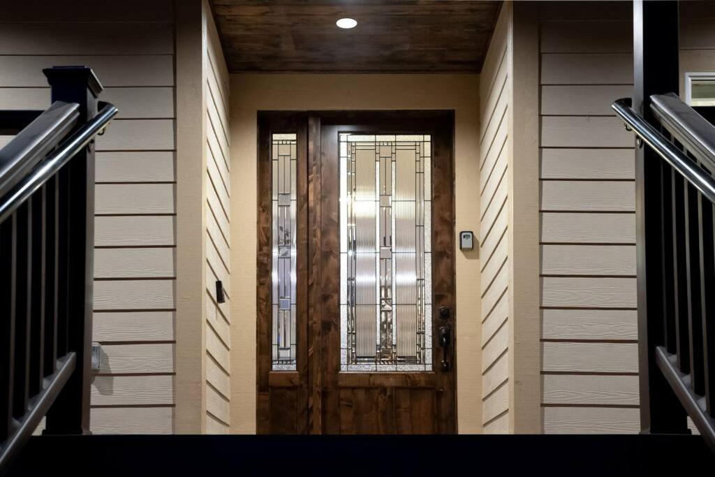 גרובלנד New Luxury Lake House In Pine Mountain Lake Close To Yosemite! Perfect For All Seasons! Great For Retreats, Getaways, Celebrations, And More! מראה חיצוני תמונה
