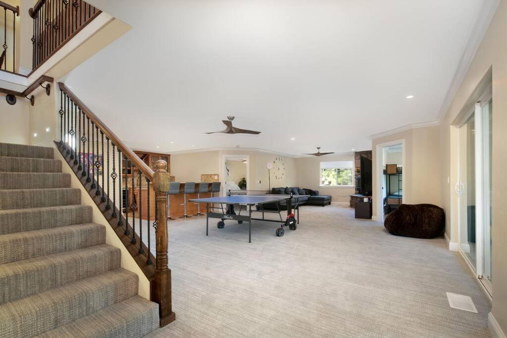 גרובלנד New Luxury Lake House In Pine Mountain Lake Close To Yosemite! Perfect For All Seasons! Great For Retreats, Getaways, Celebrations, And More! מראה חיצוני תמונה