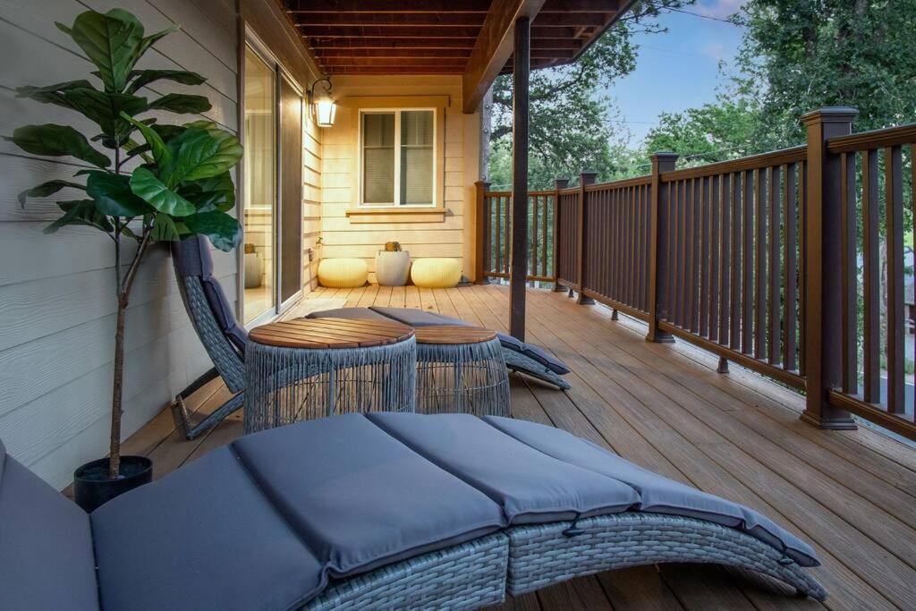 גרובלנד New Luxury Lake House In Pine Mountain Lake Close To Yosemite! Perfect For All Seasons! Great For Retreats, Getaways, Celebrations, And More! מראה חיצוני תמונה