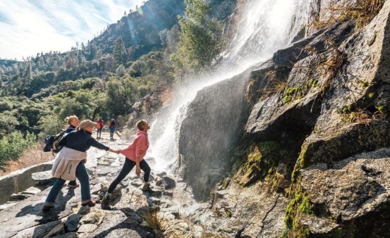 גרובלנד New Luxury Lake House In Pine Mountain Lake Close To Yosemite! Perfect For All Seasons! Great For Retreats, Getaways, Celebrations, And More! מראה חיצוני תמונה